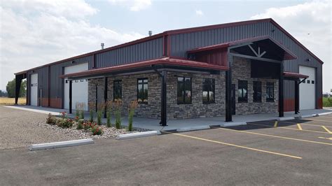 metal buildings with living quarters